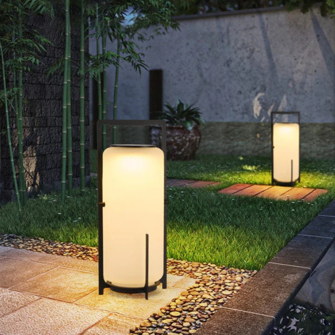 Solis Lumo | Lampada LED solare a risparmio energetico per giardino e sentieri