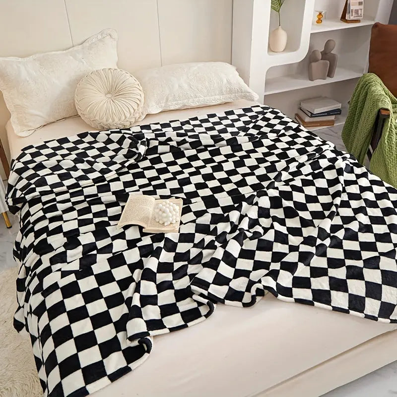 Karolea | Coperta coccolosa a quadri in tessuto spesso, 100 × 150 o 150 × 200 cm