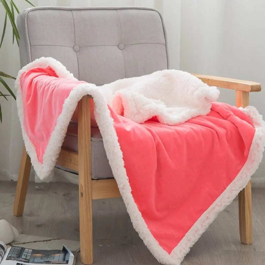 Nubelia | Double-Layer Throw Blanket with Velvety Surface and Plush Lining
