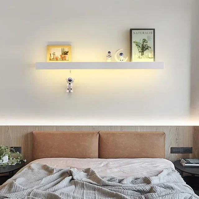 Luntheris | Applique LED moderna con mensola notturna integrata