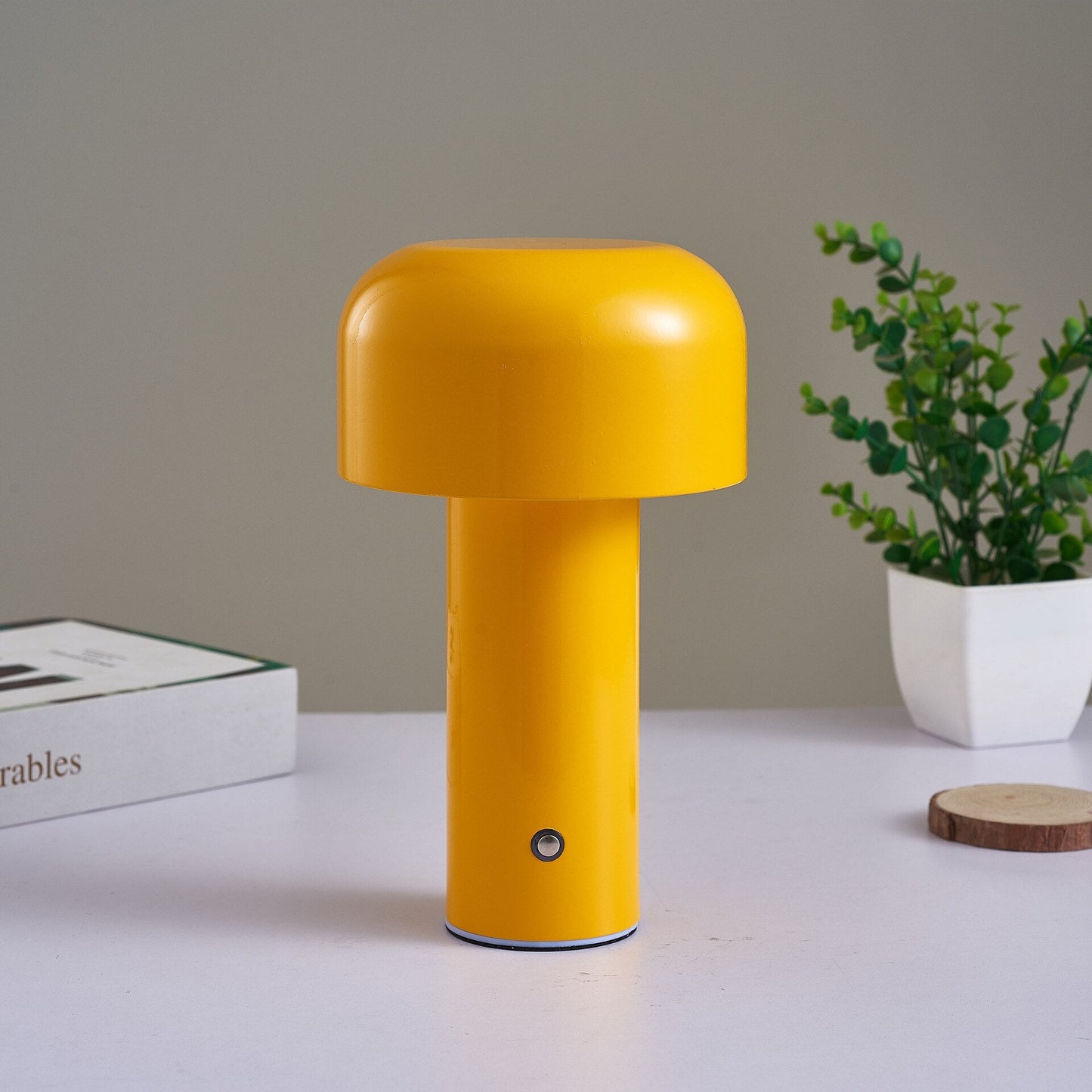 LumoFungo Classico | Lampada da tavolo retrò senza fili dal design italiano a forma di fungo