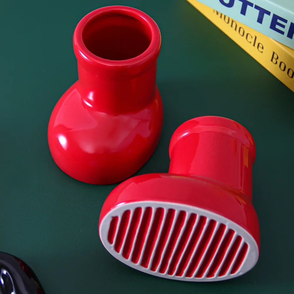 Terrato Boot | ceramic flower pot in boot shape