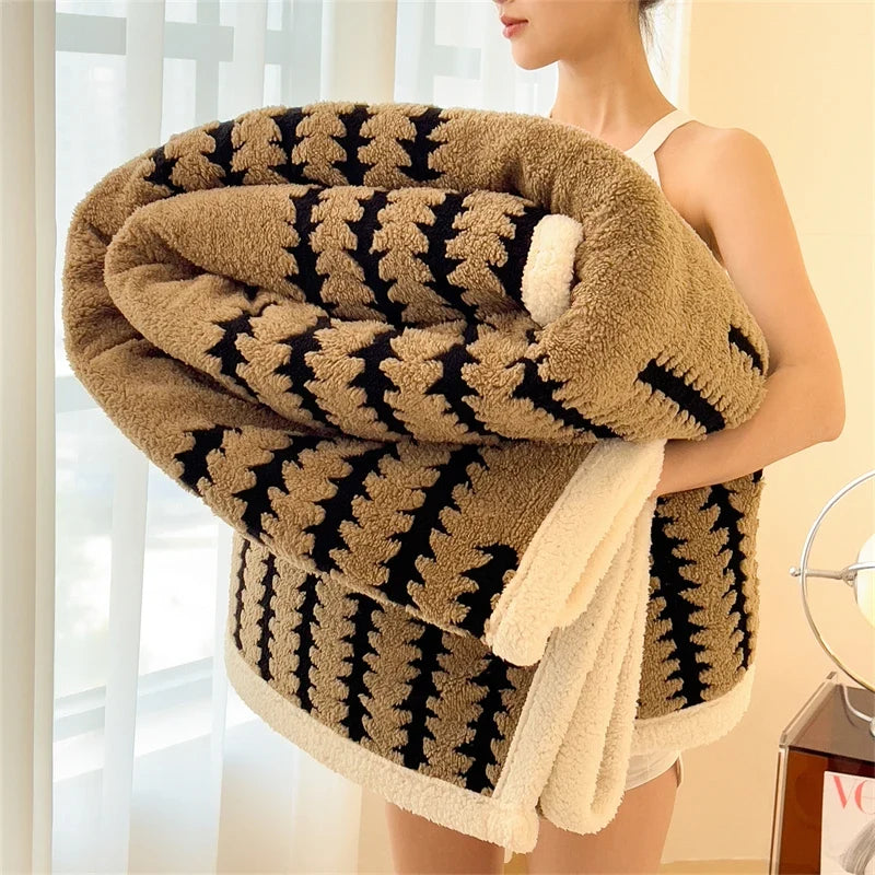 Velvory | Extra dicke Kuscheldecke aus Samt und Flanell für Bett und Sofa