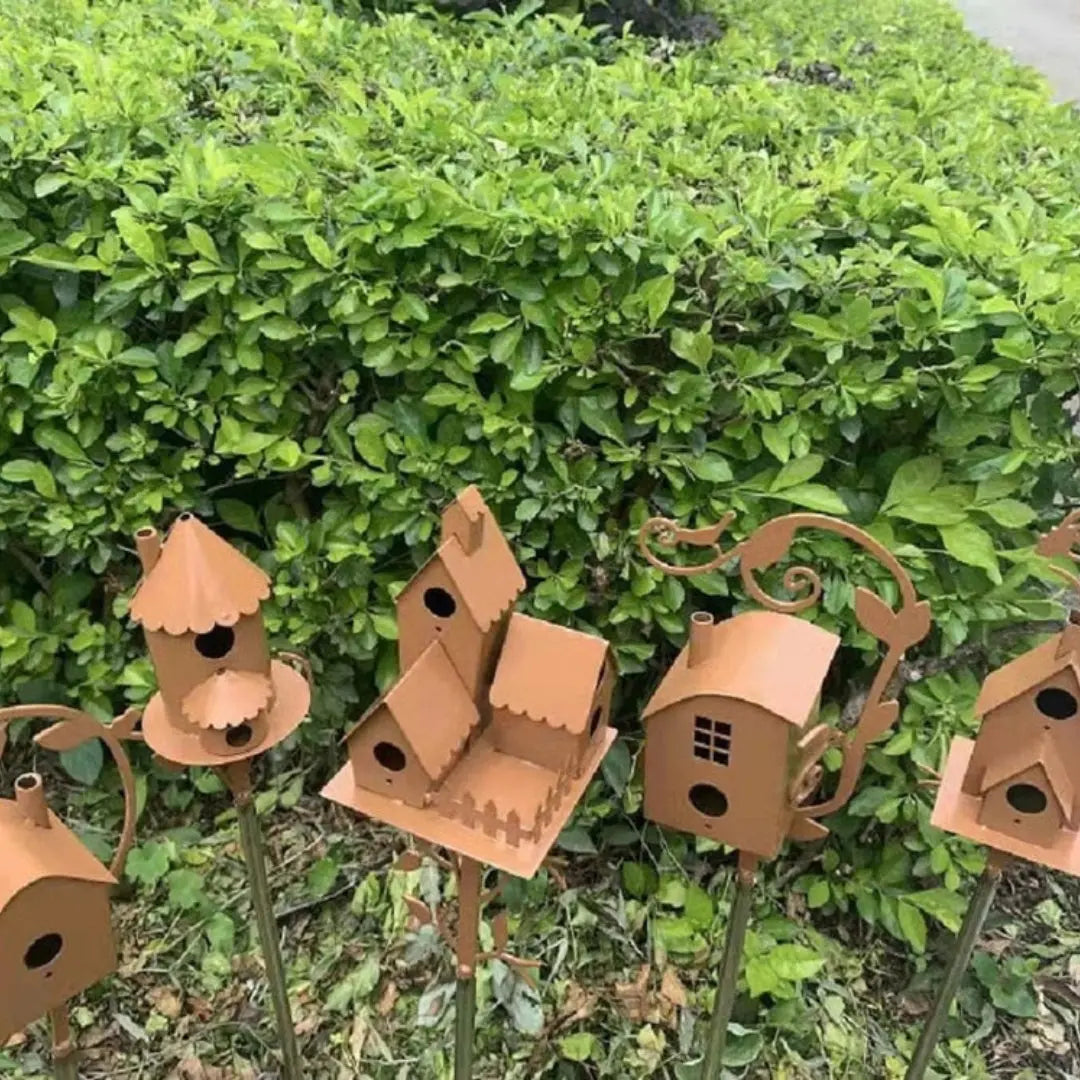 Zorenza | Vintage Vogelhaus-Gartenstab mit Ornamenten 8
