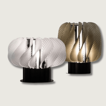 Lampada da tavolo LED moderna ed elegante dal design minimalista in alluminio