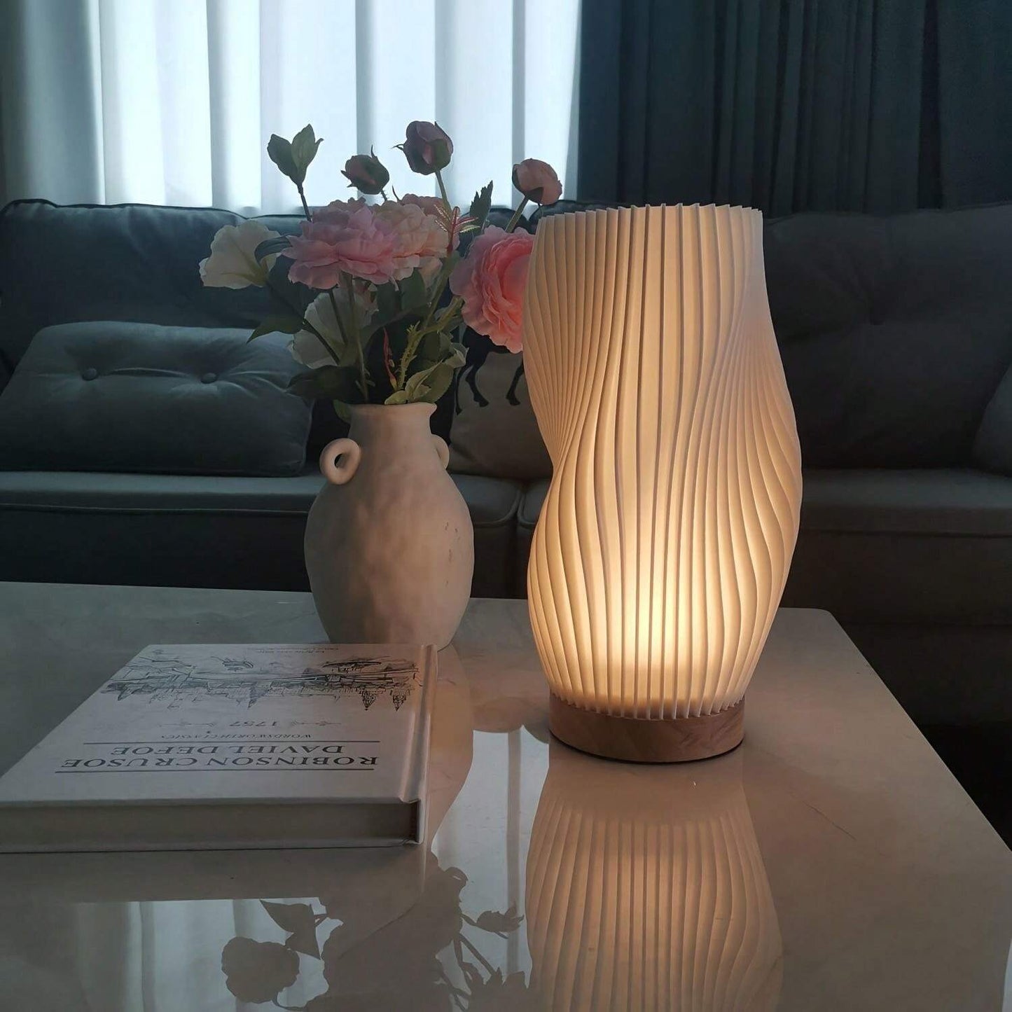 Wavecrest Aura | Lampada da tavolo LED dal design ondulato