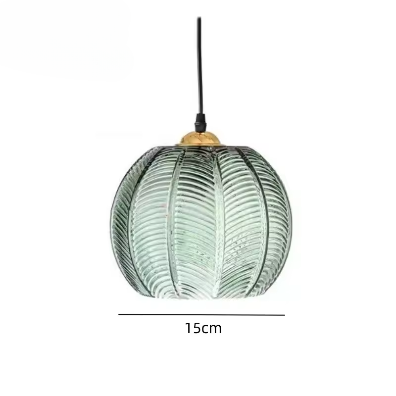 Noctylla | Glass pendant lamp with Scandinavian leaf pattern in green
