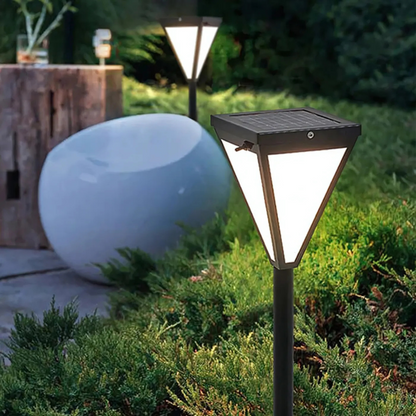 Brill Solis | Lampada LED solare moderna per giardino e facciate