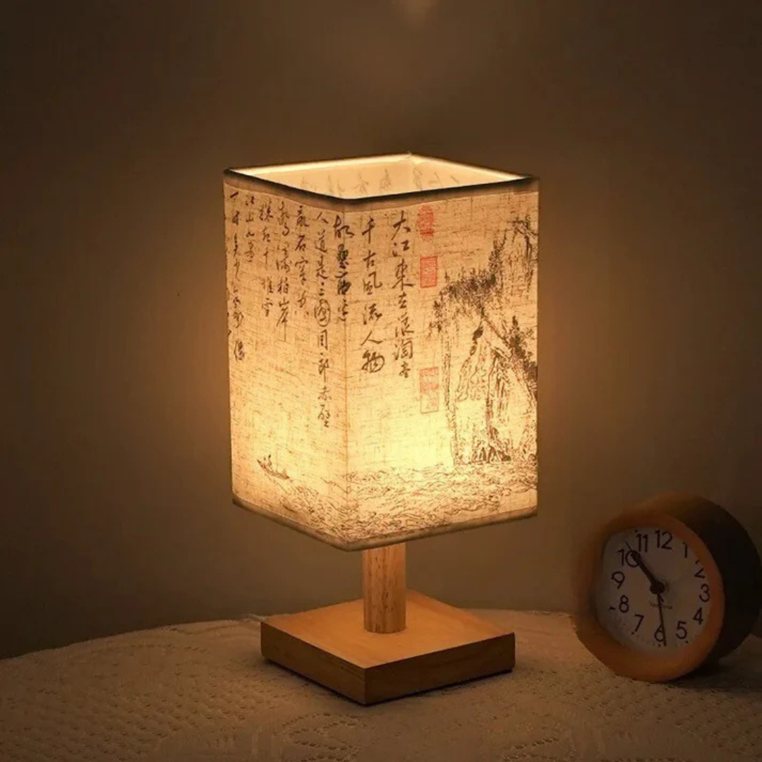 Liora | Lampada da tavolo LED moderna con silhouette architettonica