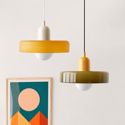 Lunari Halo | Lampada a sospensione in vetro colorato in stile Bauhaus