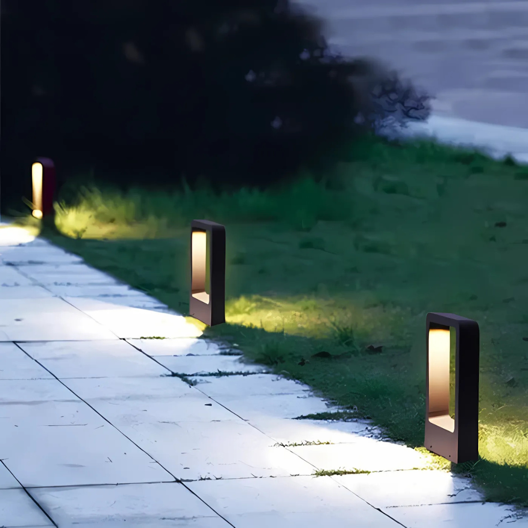 Terralux | Lampada esterna resistente alle intemperie dal design nero
