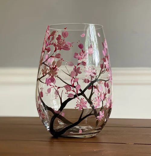 Saisora | Handbemalte Weingläser 4er-Set mit Vier-Jahreszeiten-Baummotiven