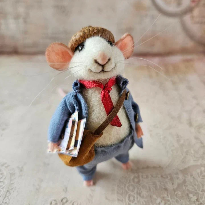 Pipsela | Handgefertigter Weihnachtsanhänger Filzmaus aus Wolle, 7,5 cm