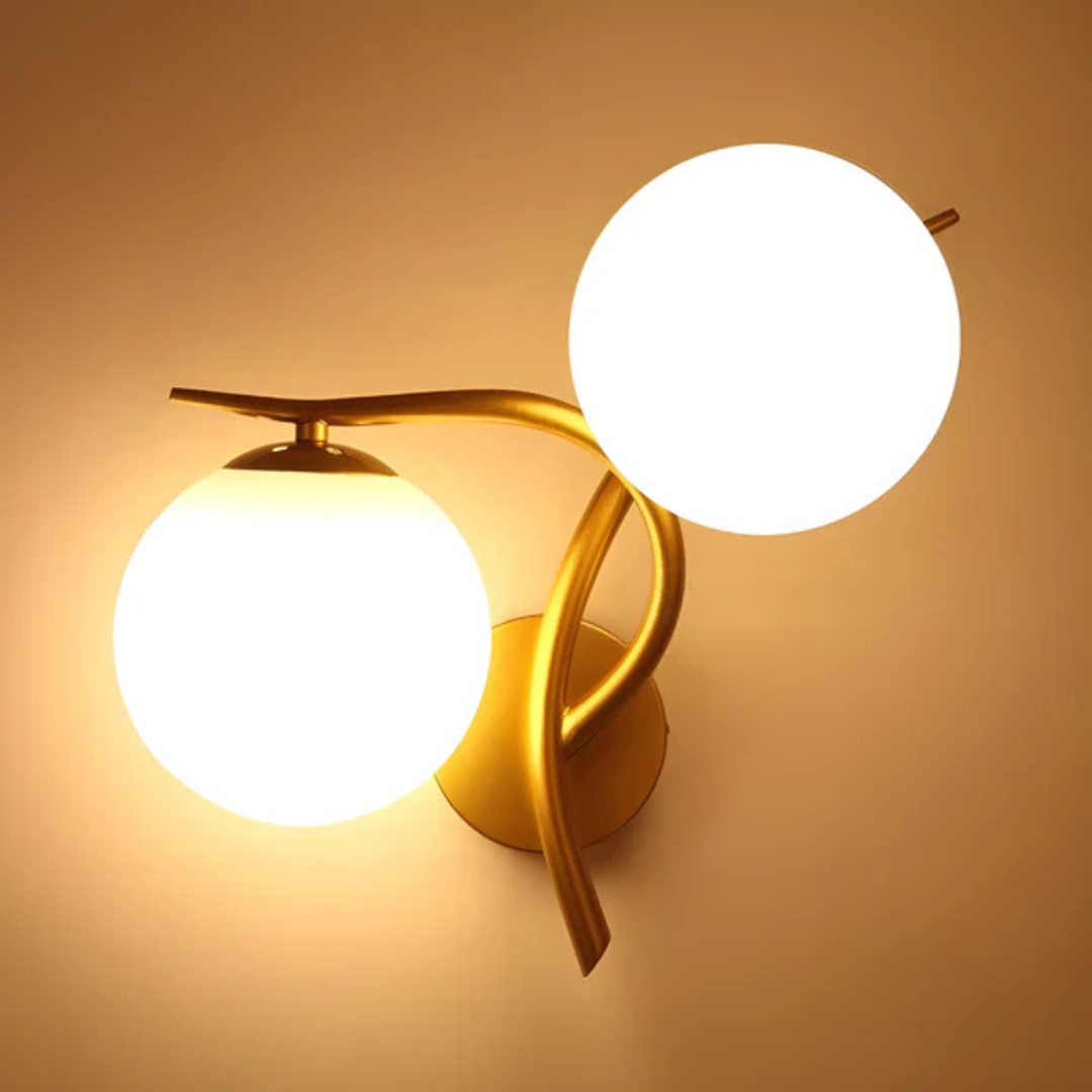 Lampada da parete scandinava | Illuminazione elegante per interni | Luce calda | Vetro e rame