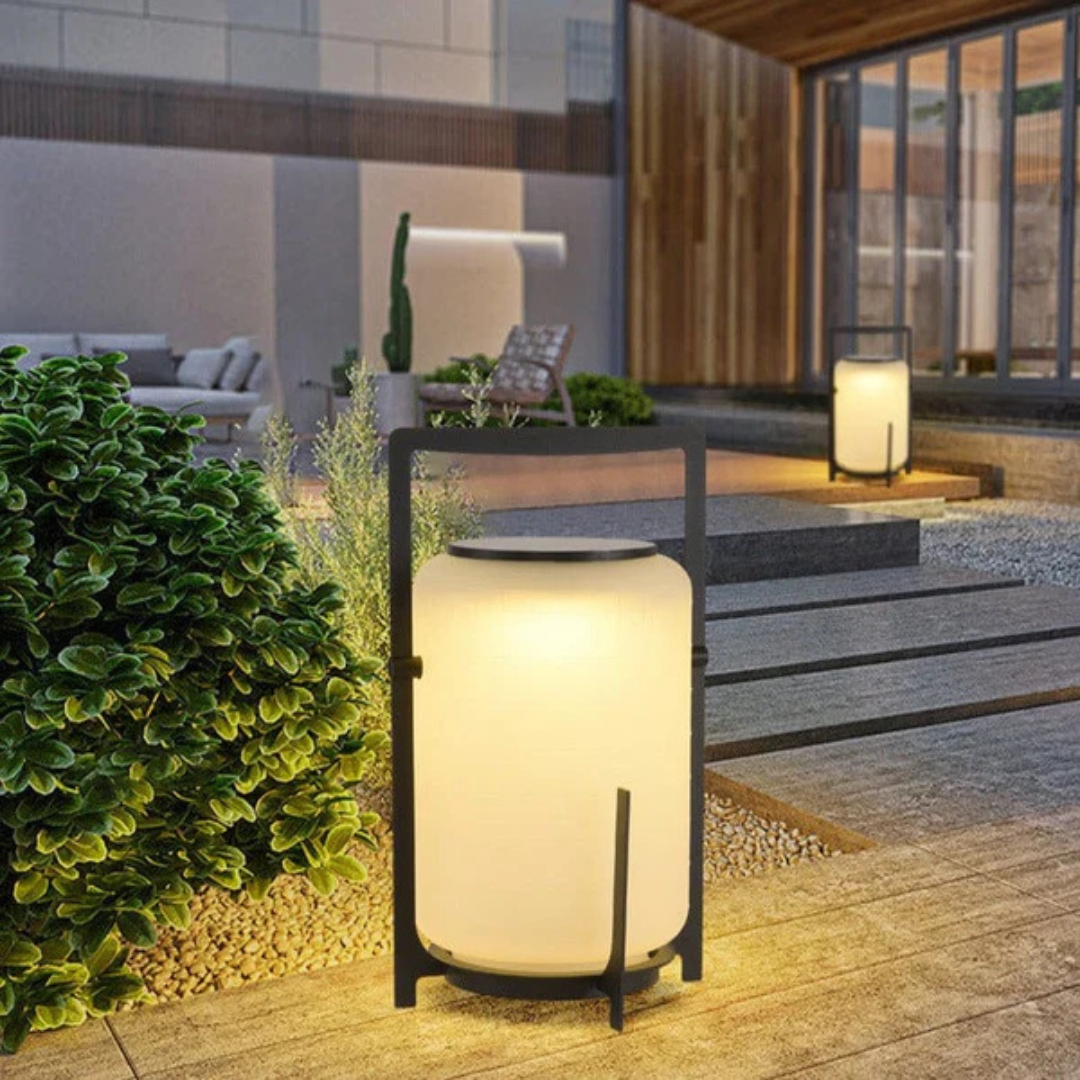 Solis Lumo | Lampada LED solare a risparmio energetico per giardino e sentieri
