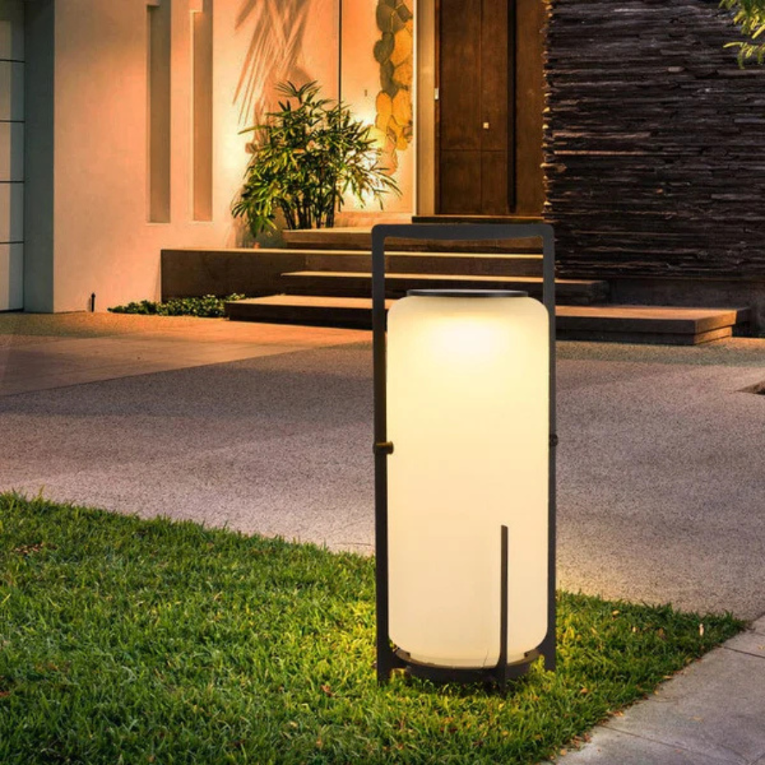 Solis Lumo | Lampada LED solare a risparmio energetico per giardino e sentieri
