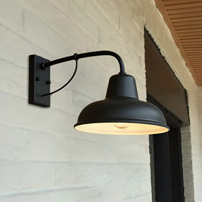 Lampada da parete esterna industriale in metallo – design resistente alle intemperie