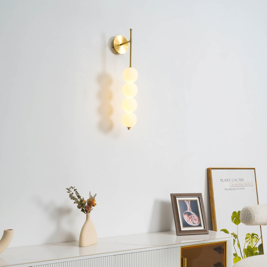 Lampada da parete di lusso moderna per interni | Luce LED calda | Design minimalista | Metallo e vetro