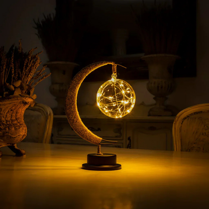Solvix Lunae | Moon-shaped desk lamp with magical lighting effect
