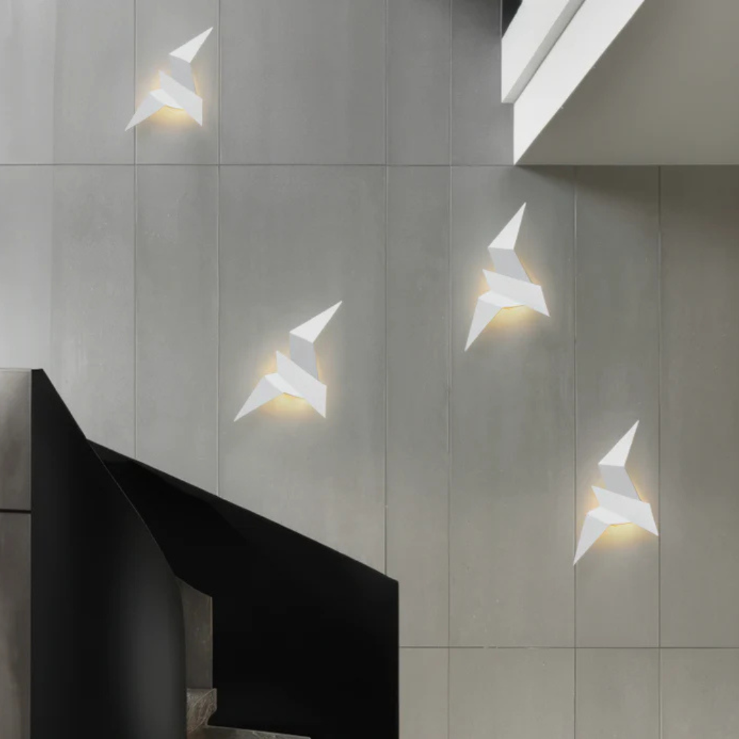 Akaru Origami | Applique LED scultorea dal design giapponese