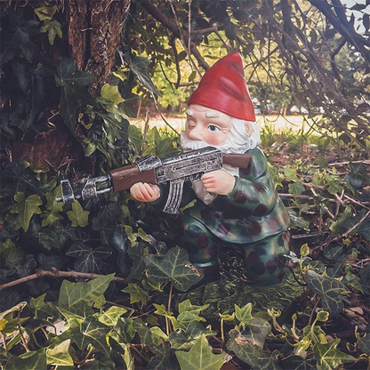 Nano da giardino militare | Nano in uniforme mimetica | Figura da giardino resistente alle intemperie | Resina