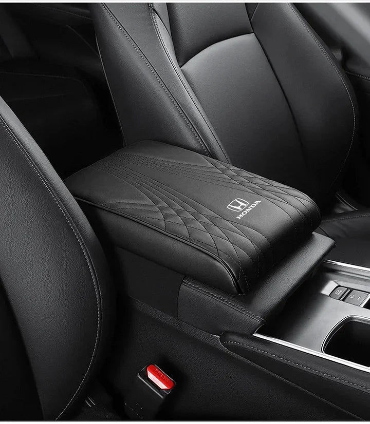 Armelio | Cuscino per bracciolo dell'auto in pelle con memory foam e motivo a rombi