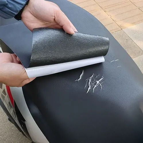 Flickeno | Parche autoadhesivo de reparación de cuero PU, 137 × 50 cm, recortable