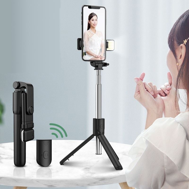 Selvano | Asta per selfie con treppiede, telecomando Bluetooth e luce LED