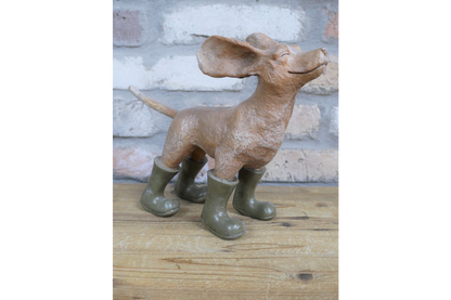 Windolo | Dekoration Hundefigur im Wind mit Gummistiefeln aus Kunstharz