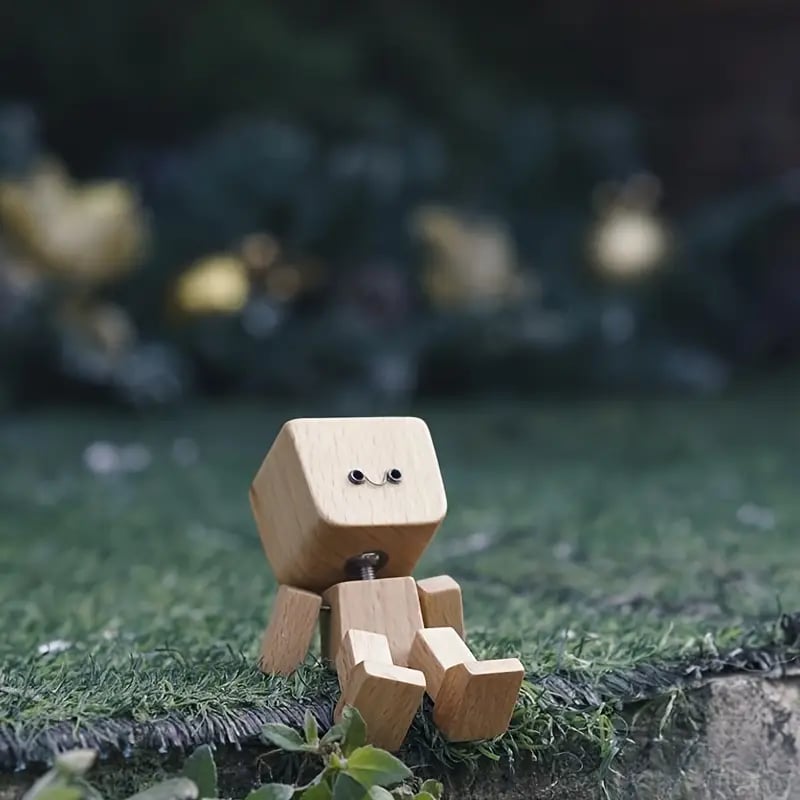 Wackelino | Wackelkopf-Figur aus Naturholz, 8 cm, mit rutschfester Unterseite