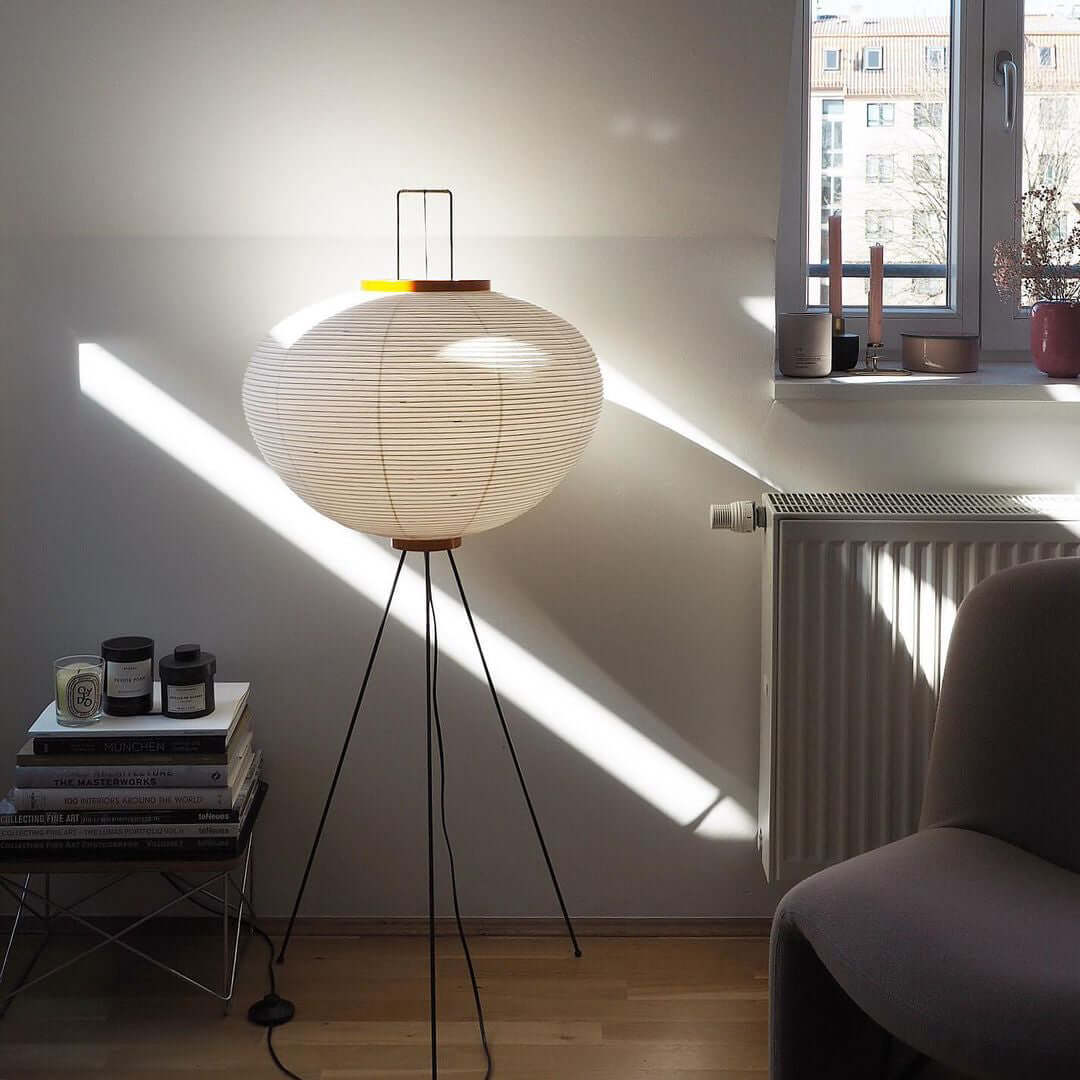 Lunora Haze | Lampadaire sculptural en papier de riz au style Japandi