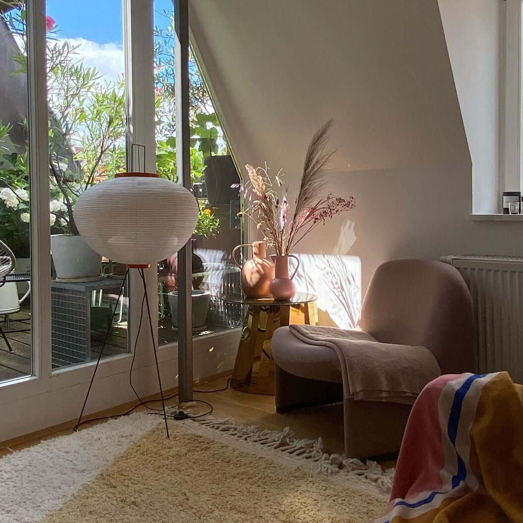 Lunora Haze | Lampadaire sculptural en papier de riz au style Japandi