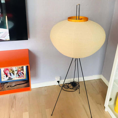 Lunora Haze | Lampadaire sculptural en papier de riz au style Japandi