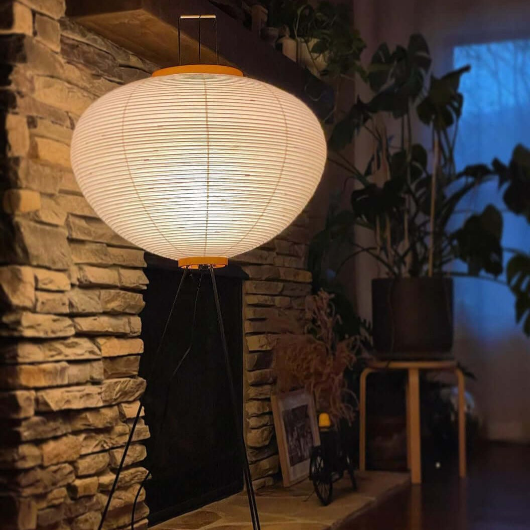 Lunora Haze | Lampadaire sculptural en papier de riz au style Japandi