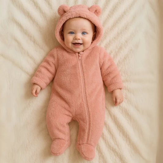 Tedmira | Baby-Schneeanzug aus Plüsch mit Bärenohren-Kapuze und Reißverschluss