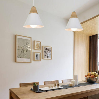 Bardora | Lampada a sospensione in legno dal design scandinavo