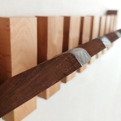 Norven Fold | appendiabiti pieghevole in legno di faggio e noce