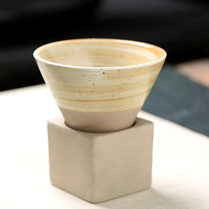 Tasumi | Set da 2 tazze da caffè giapponesi in ceramica con supporto, 100 ml