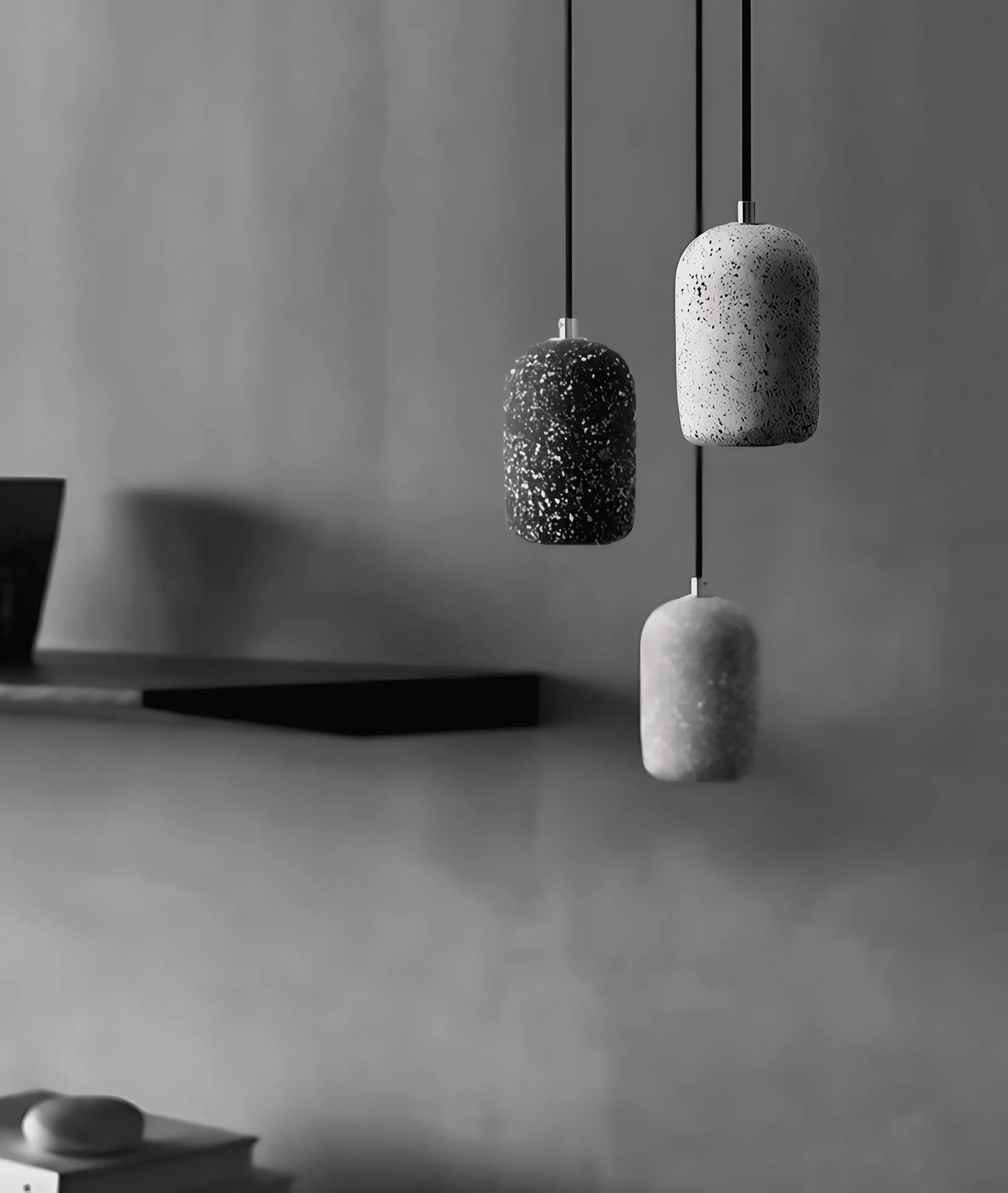 Kiva Cast | lampada a sospensione in cemento dal design industriale con tecnologia LED