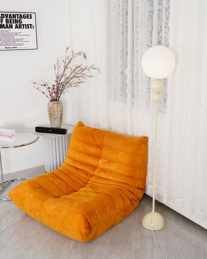 Clavora Linea | Lampada da terra LED con silhouette snella in stile nordico