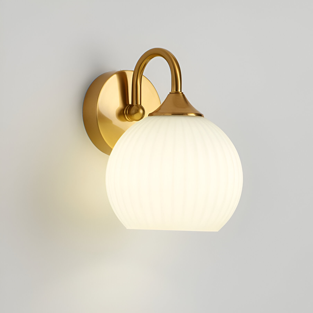 Lunaris – Lampada da parete contemporanea a forma di sfera in vetro con design a strisce e tecnologia LED
