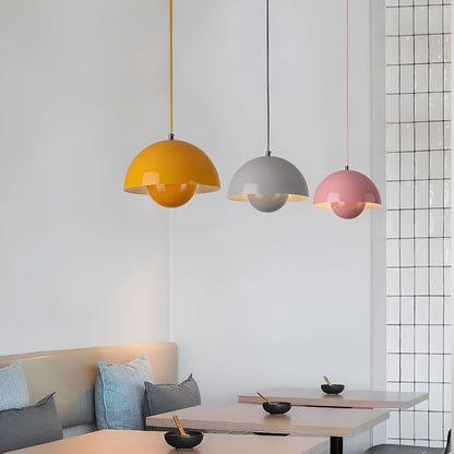 DomeBud Lamp | Decorative pendant light in flowerpot look for modern living