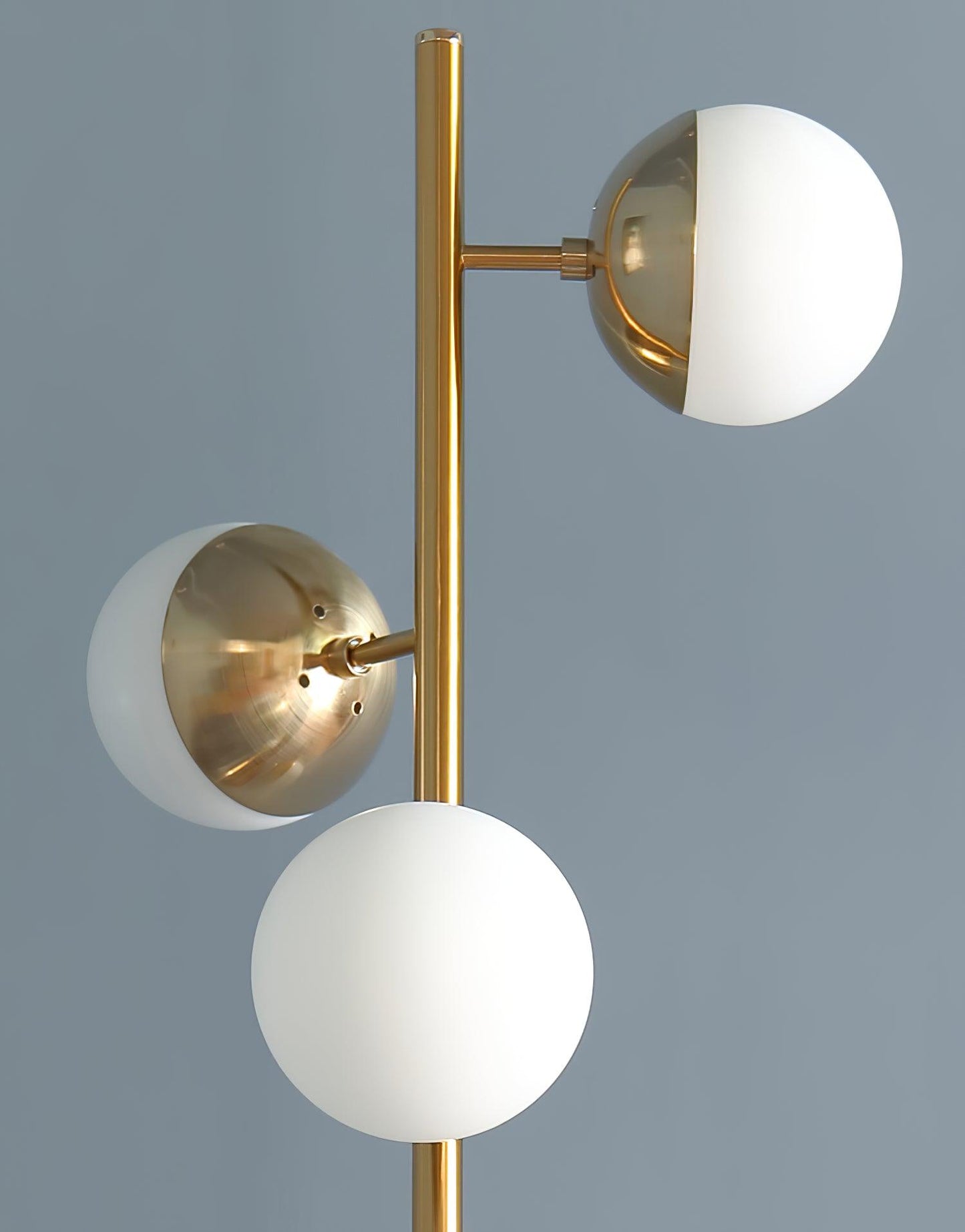 Sylvara Tree | Lampada da terra LED scultorea dal design moderno