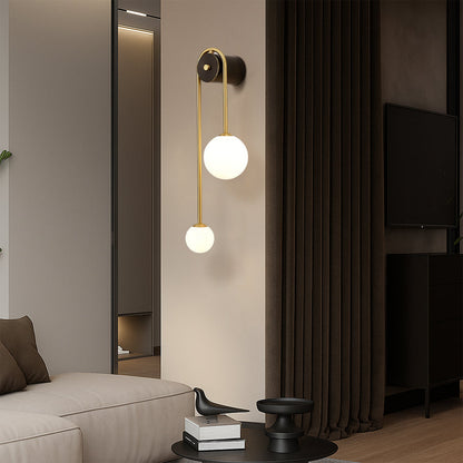 Florania – Elegante lampada da parete con design ad arco