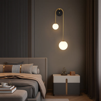 Florania – Elegante lampada da parete con design ad arco