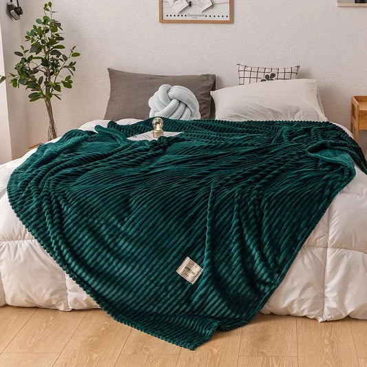 Lunita | Dicke Flanell Kuscheldecke, warm und pflegeleicht für Sofa und Bett