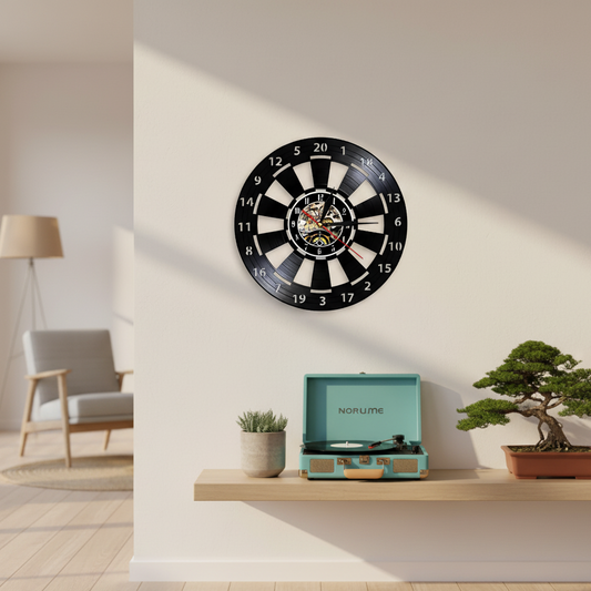 VinylDart | Vintage-Dart-Wanduhr aus Vinyl | Geräuschloses Uhrwerk & Retro-Design für Clubs, Bars & Spielräume