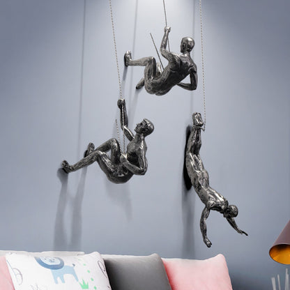 ArtiClimb Wandfigur | Kletternde Skulptur aus Kunstharz