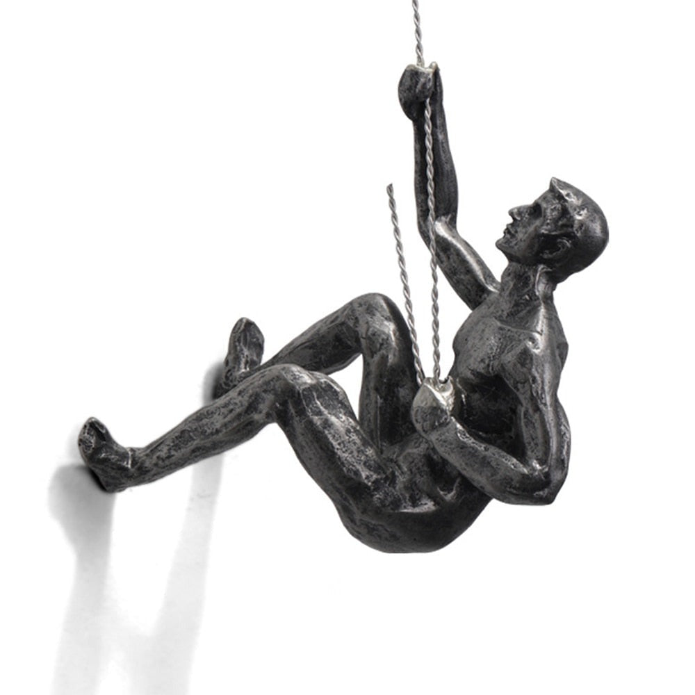 ArtiClimb Wandfigur | Kletternde Skulptur aus Kunstharz