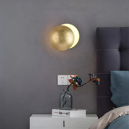 Lunara Halo | lampada da parete LED girevole a 360° con luce ambientale